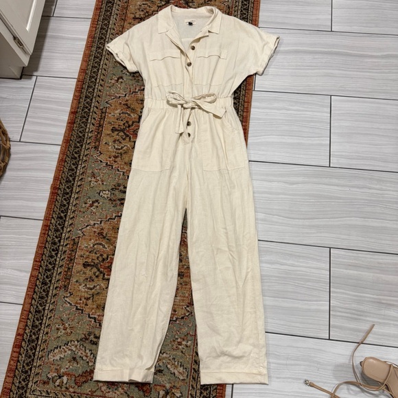 Universal Thread Light Cream Jumpsuit - Picture 4 of 6